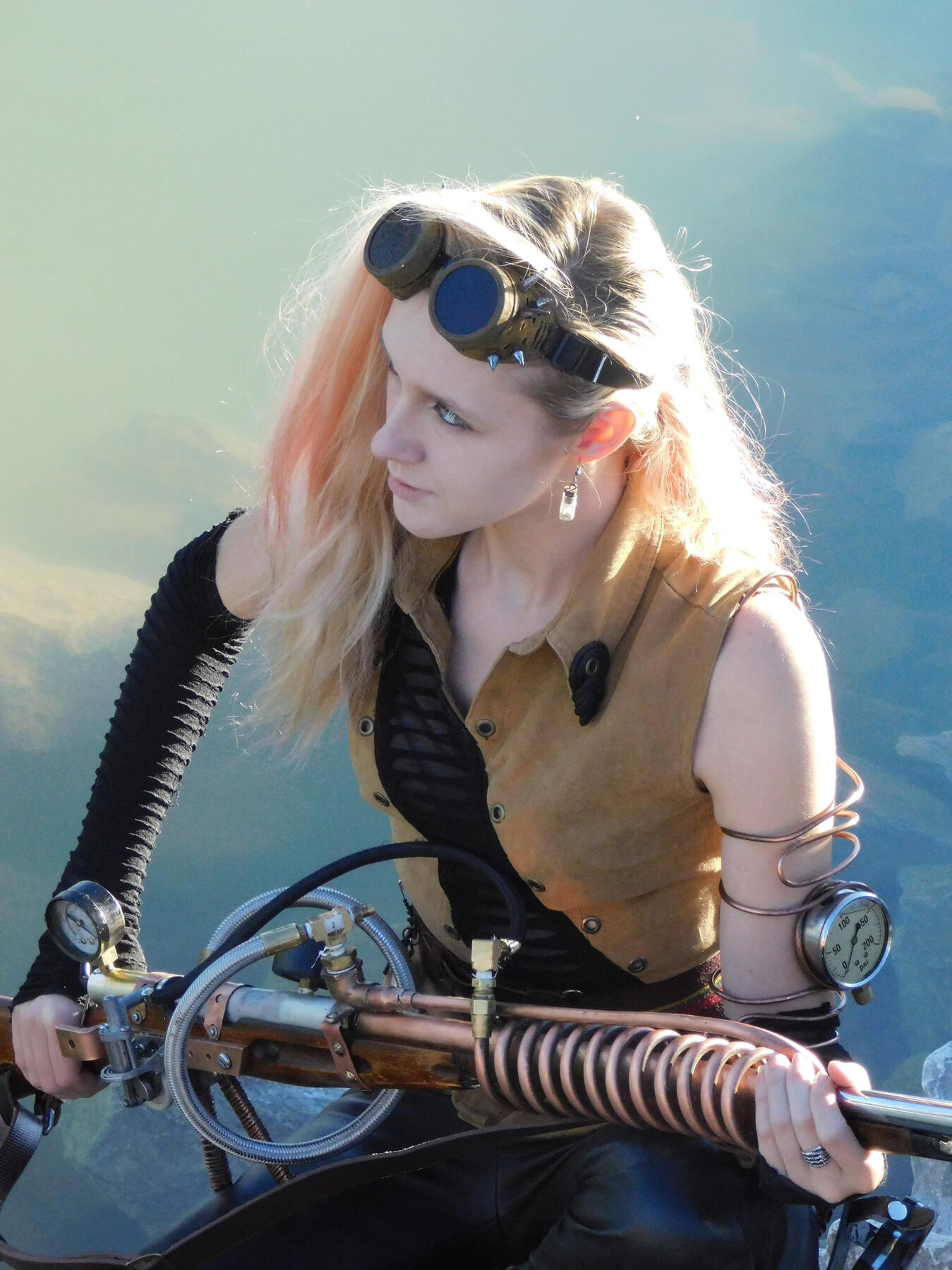 Steampunk Blunderbuss (It shoots glitter)