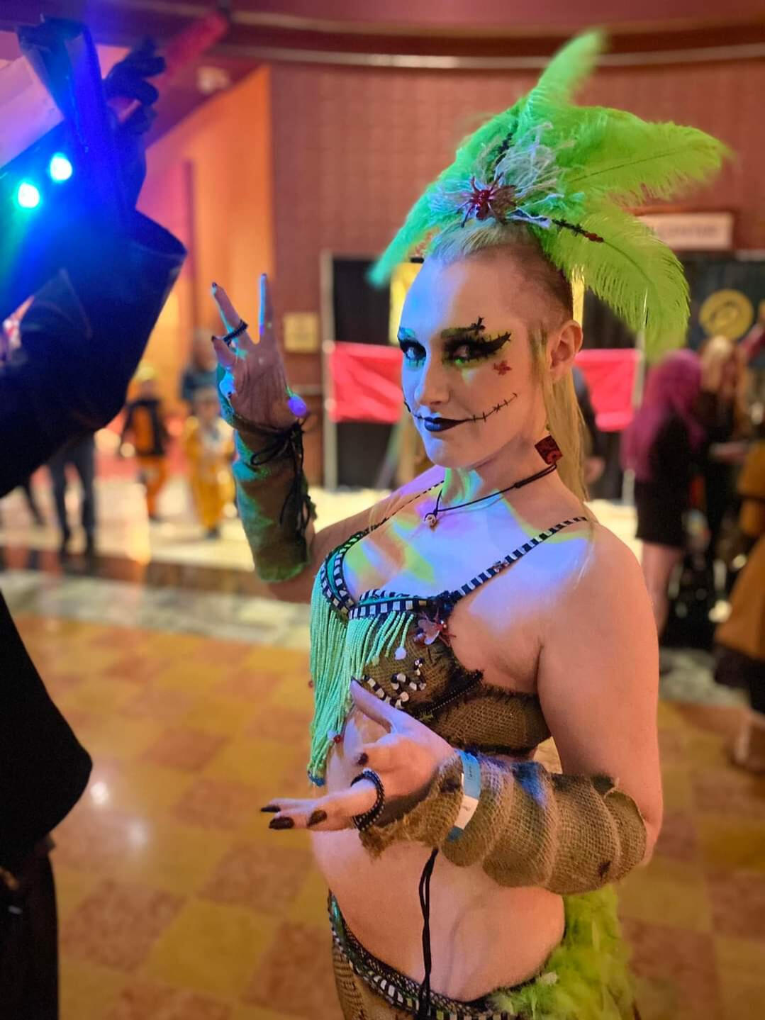 Oogie Boogie Show Girl